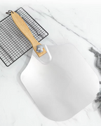 Pelle à pizza 30 cm – Aluminium antiadhésif avec manche pliable bois